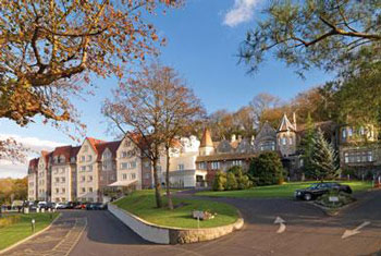 Doubletree by Hilton hotel Book a Bristol airport hotel without parking