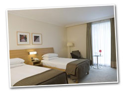 Stay in an airport hotel at Gatwick Gatwick airport hotel