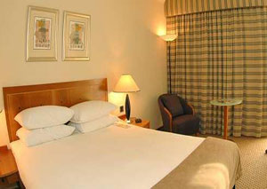 Gatwick Hilton bedroom Gatwick Hilton bedroom