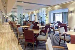 The restaurant at the Holiday Inn Express Southampton M27 junction 7 The restaurant at the Holiday Inn Express Southampton M27 junction 7