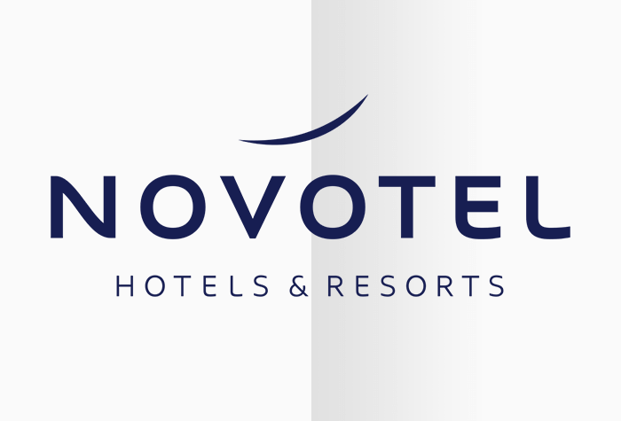 Novotel newcastle airport logo
