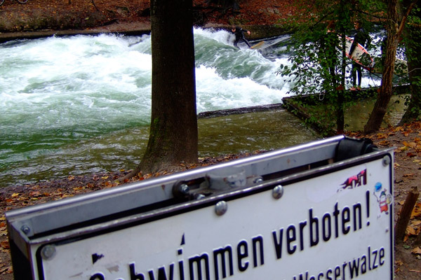 Schwimmen Verboten